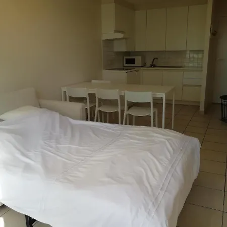 Apartment Bella Plaza De Panne