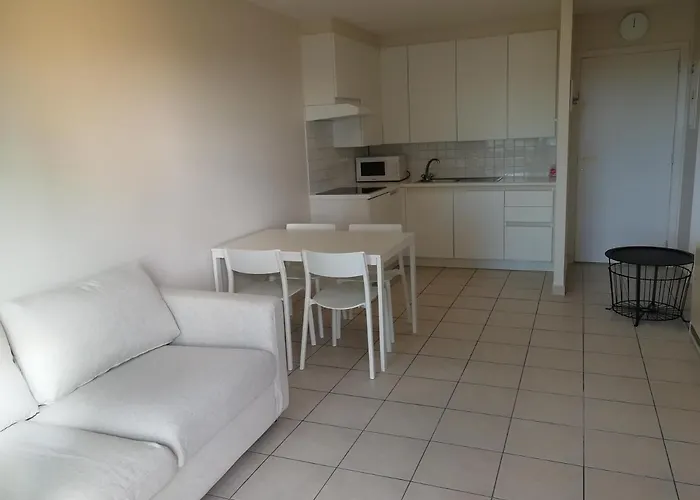 Bella Plaza Appartamento *